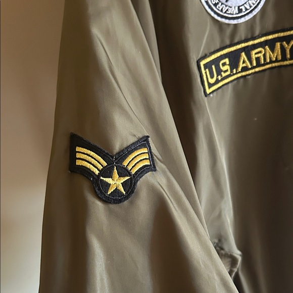 Alpha Industries Kids Olive Green Bomber Jacket - Picture 6 of 9